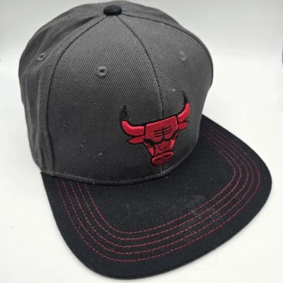 Chicago Bulls Kids Hat Gray Black Red Embroidered Logo NBA Basketball - Image 1 of 4