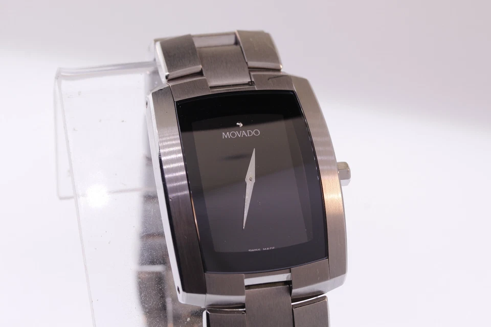 Reloj Movado 0605377 Eliro acero inoxidable esfera negra 84 C6 1452 Foto 1 de 1