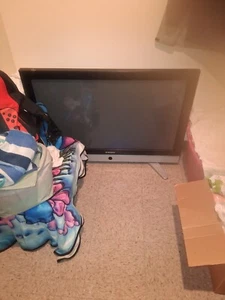 Panasonic Viera TH-42PX50U 42" 720p HD Plasma Television - Picture 1 of 3