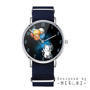 Divertido Reloj Gato Espacio Exterior | Reloj Globo Planetas | Reloj de Viaje Space Cosmos - Imagen 1 de 5