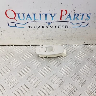 RENAULT KADJAR INTERIOR REAR ROOF READING LIGHT 2017 264304513R - Image 1 of 4