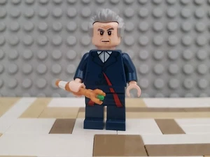 LEGO Doctor Who Minifigure - 71204 DIMENSIONS (w/ Sonic Screwdriver) - Picture 1 of 3