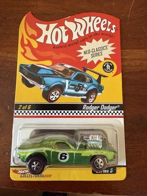 Hot Wheels Neo Classics Serie 5 Verde Rodger Dodger 2 de 6 #3448/11000 Foto 1 de 4