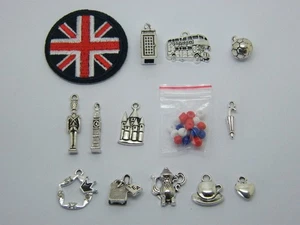 The I Love London Collection - 12 verschiedene silberfarbene Charms einige Perlen an... - Bild 1 von 5