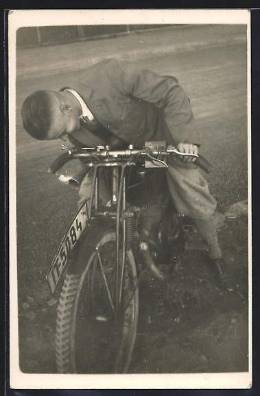 Foto-AK Halbrenner Motorrad mit Kennzeichen IT-5084  - Bild 1 von 2