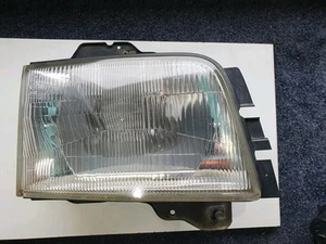 Jackaroo, Bighorm, RHHeadlight/Headlamp 98-02 Genuine 8972049051 Free Postage - Picture 1 of 6