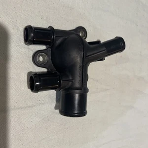 Saab 9-3 SS (9440) B207 Coolant Thermostat Housing Cover 12790474 - Picture 1 of 8