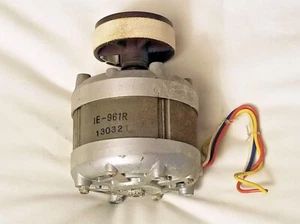 Sansui SD-5000 Reel Motor Right Take-up with Brake Drum, model: IE-961R - Picture 1 of 1