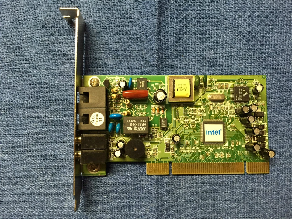 Intel CPCM0P9022-02 56K Internal Fax/Modem PCI - Image 1 of 3