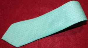 VINEYARD VINES HERGESTELLT IN DEN USA GRÜN/ROT/WEISSE PUNKTE MOTIV KRAWATTE - DESIGNER KRAWATTEN. - Bild 1 von 3