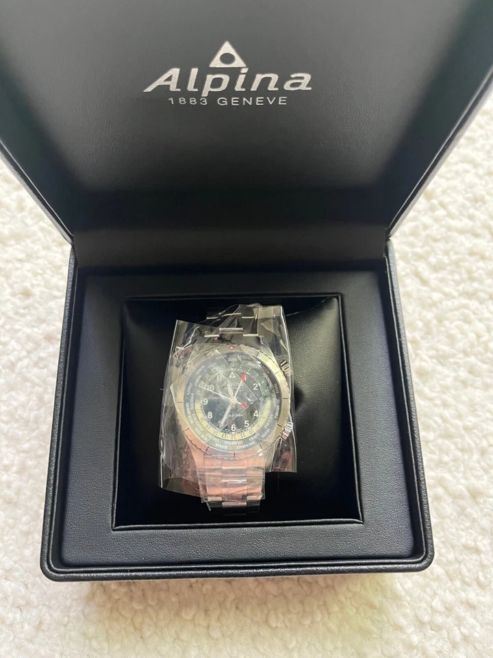 Alpina Startimer Pilot Worldtimer Stainless Swiss Quartz Men AL-255GR4S26B