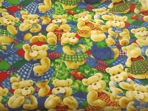 Cotton Fabric HONEY BEARS Large Pattern Screen Print Novelty 1yd 15" x 55 - Picture 1 of 6