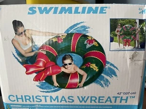 Swimline 42" Christmas Wreath with Bow Inflatable Pool Inner Tube Ring - Picture 1 of 2