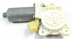 03-09 Mercedes W209 CLK550 CLK500 Front Right Passenger Window Regulator Motor - Picture 1 of 6