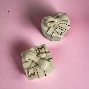 Vintage Porcelain Gift Trinket Jewelry Box LOT OF 2 Rectangle with Bow Ivory - Picture 1 of 12