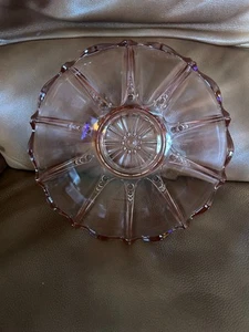 Anchor Hocking Depression Glass Pink Oyster and Pearl 10 1/2" Bowl - Picture 1 of 10
