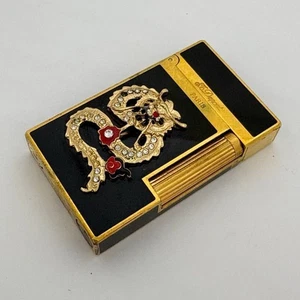 S.T.Dupont Gas Lighter black gold LINE 2 dragon with box - Picture 1 of 20