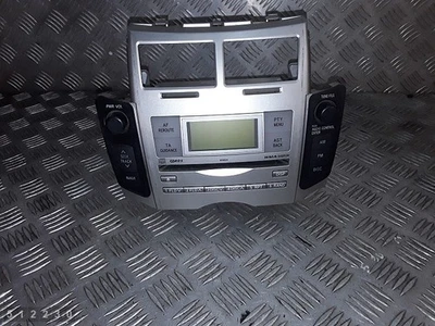 2009 TOYOTA YARIS AUTORADIO CD MP3 NAVI 861200D211 - Bild 1 von 4