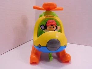 Helicóptero musical Fisher Price Little People Spin'n Fly con piloto - Imagen 1 de 8