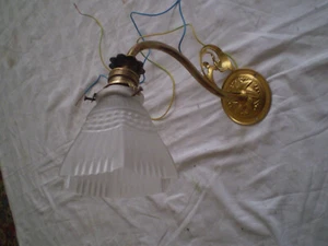 Beautiful brass wall lamp Art Nouveau original lampshade - Picture 1 of 10