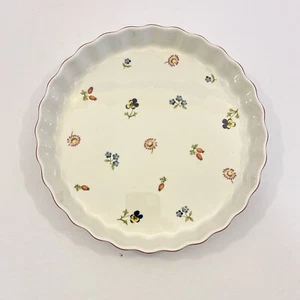 Villeroy & Boch Petite Fleur 9.5” Scalloped Quiche Dish - Picture 1 of 6
