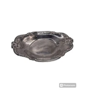 Vintage International Silver Company 448 Silver Plated Tray with Flowers - Picture 1 of 10