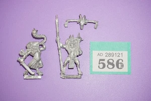 Warhammer Beastman - Beasts of Chaos Metal Beastmen Breyherd Standard & Musician - Picture 1 of 3