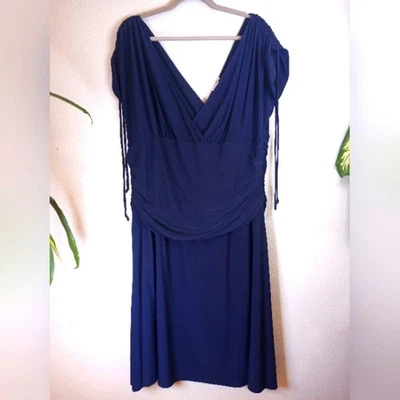 Vestido Kiyonna Drapeado Acanalado Manga Ajustable Midi Náutico Informal Azul Marino 3X Foto 1 de 4