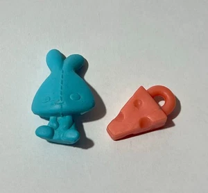 Littlest Pet Shop Replacement Accessories Bunny & Cheese - Picture 1 of 1
