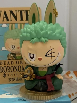 POP MART - LOS MONSTRUOS LABUBU x UNA PIEZA (RORONOA ZORO CONFIRMADO) Foto 1 de 4