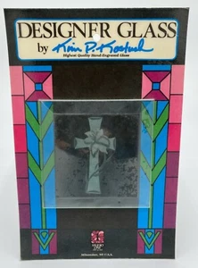 Lily Cross Engraved Square Beveled Glass 4 x 4 Stained Glass STUDIO 1 - Picture 1 of 2