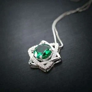 2CT Round Green Emerald 925 Silver Women Star Pendant In 14K White Gold Plated - Picture 1 of 5
