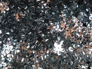 Lentejuelas Flores 13mm Metálico Plata 25g Hágalo Usted Mismo Artesanía Decoración Coser - Imagen 1 de 2