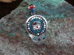 Grateful Dead Totenkopf Zuni Gott Micro Inlay Sterlingsilber Edelstein Anhänger AU22 - Bild 1 von 10