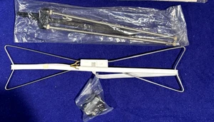 Vintage "Rabbit Ears" TV Dipole VHF & UHF Analog Television Antenna - Picture 1 of 3