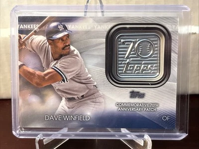2021 Topps Update 70th Anniversary Manufactured Logo Patch Dave Winfield HOF - Image 1 of 3