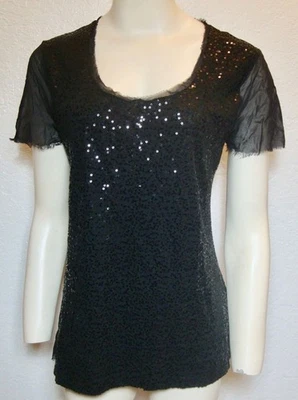 Top Donna Karan Lentejuelas Espalda Transparente Negro Manga Corta Borde Crudo DKNY Pequeño Foto 1 de 4