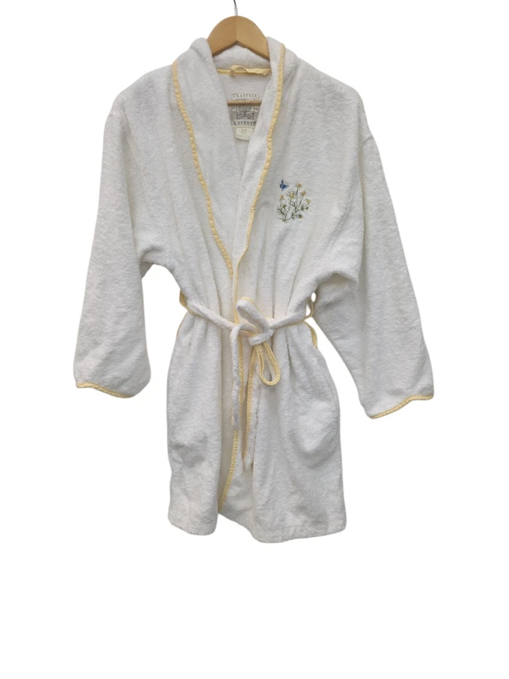 BATA DE ALGODÓN CON CINTURÓN CANGREJO & EVELYN TALLA XS/S Bordada Flores LONGITUD MEDIA Foto 1 de 4