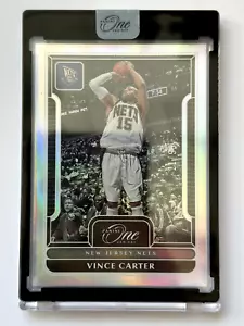 2022-23 Panini One and One Vince Carter #163 Base Holo Silver 21/99 Encased - Picture 1 of 2