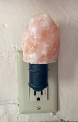 Himalayan Salt Night Light LED Plug-in Color-Changing With Box - Image 1 of 4