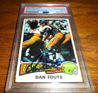 1975 Topps #367 Dan Fouts PSA/DNA CHARGERS Rookie Authentic Auto *Hole Centered - Image 1 of 2