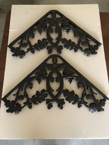 Set Of 2 Vintage Cast Iron Ornate Acorn Corbels VERY HEAVY 18 X 18 1/2 X 14 Cover