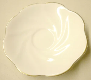 4 Aynsley Bone China GOLDEN CROCUS Pattern Saucers White w/Gold Trim V good - Picture 1 of 3