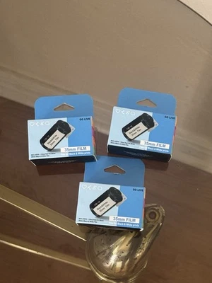 Película rara 35 mm en blanco y negro 3 rollos cinco por debajo de la marca 10 exposiciones selladas y refrigeradas Foto 1 de 4