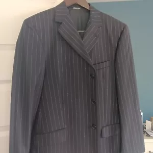 MINT Stunning ZANETTI Suit 44R 36W x 29L Navy w/ Blue Stripe 3 Button-Worn Once - Picture 1 of 13