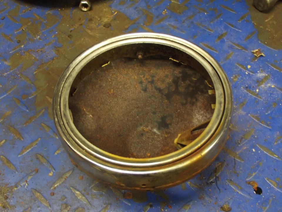 1978 Kawasaki KE 175 B Headlight Bucket *B3 Foto 1 de 4