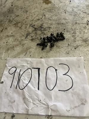 1998 MERCEDES BENZ E320 ЗАДНИЙ ДВИГАТЕЛЬ УПЛОТНЕНИЕ КРЫШКА A1120110108 (ТОЛЬКО БОЛТЫ) - Изображение 1 из 2