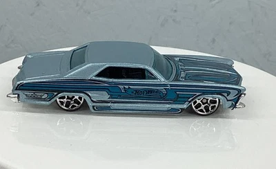 Buick Riviera 2002 Hot Wheels 1964 1:64--suelto Foto 1 de 3