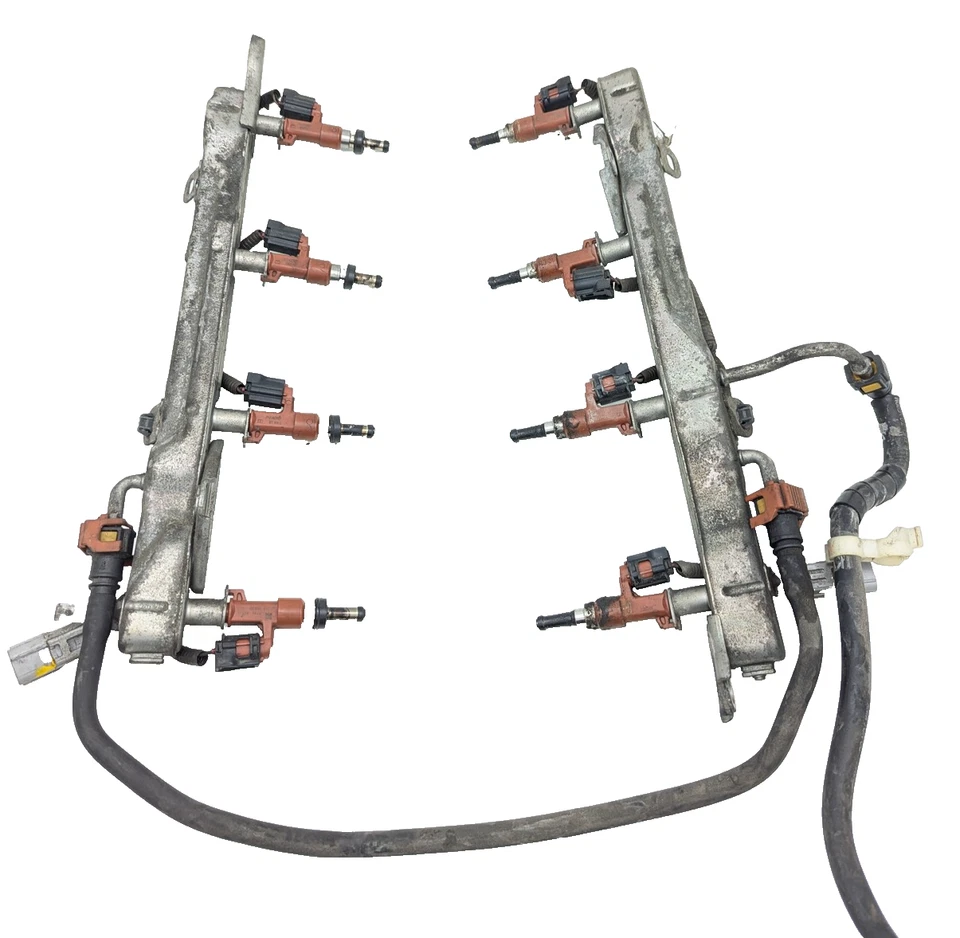 07-17 Juego de rieles de inyección de combustible para motor exterior Lexus USF40 LS460 con inyectores OEM Foto 1 de 4