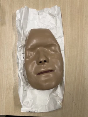 Laerdal Faces Mini Anne (5er Pack) - Bild 1 von 4